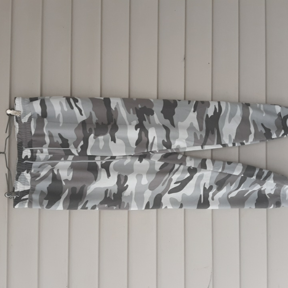 MISS POSH joggers sweatpants camo womens medium